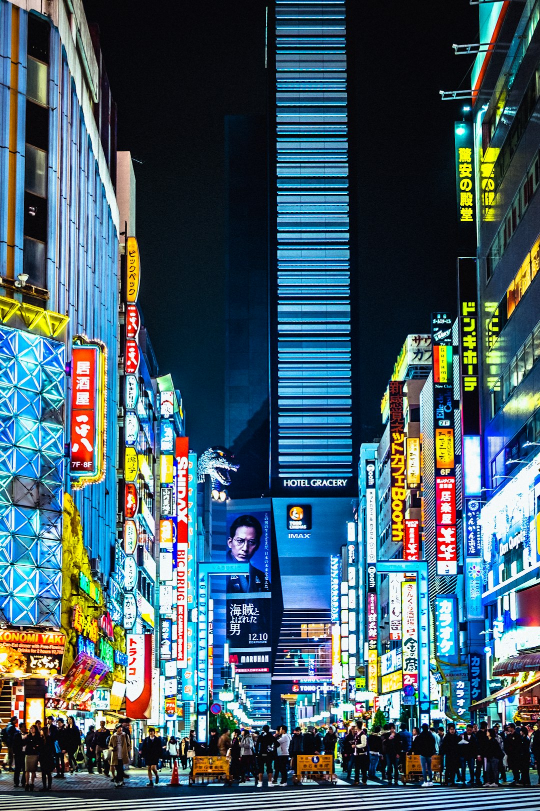 Background by Popular Brands photo of people crossing road